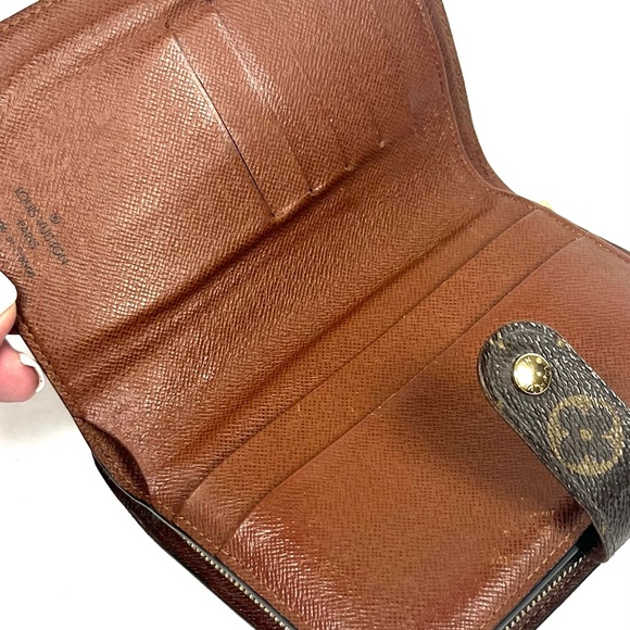 SOLD! Louis Vuitton Porte Papier Passport Wallet - Picture 7 of 16